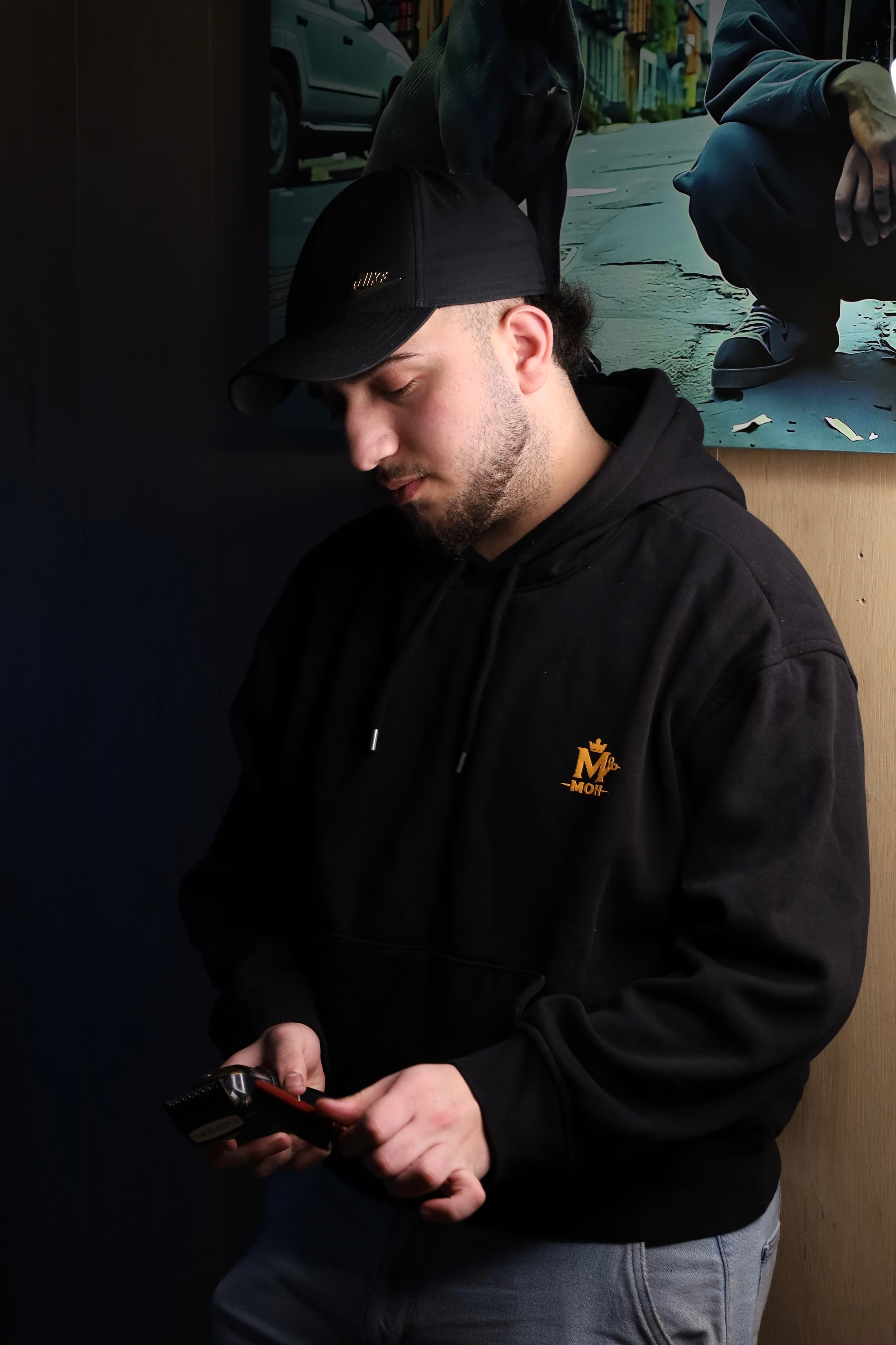 Mo — Master Barber & Owner